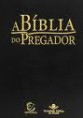 Biblia de estudos.